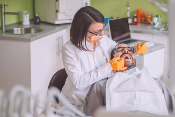Best Weekend Emergency Dentist in Goulds, FL